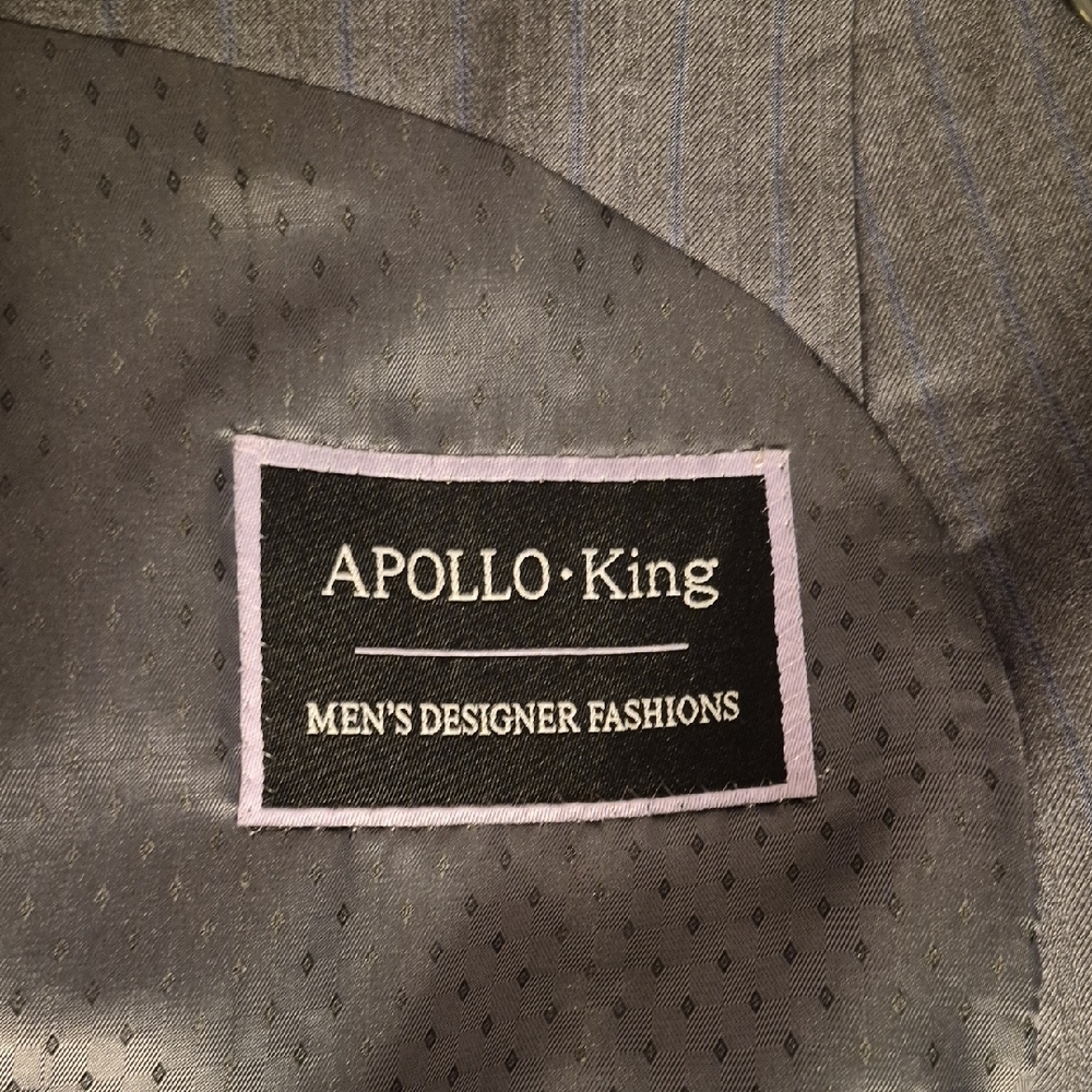 Elegant 3 Piece Double-Breasted Suit - Picture 11 of 11